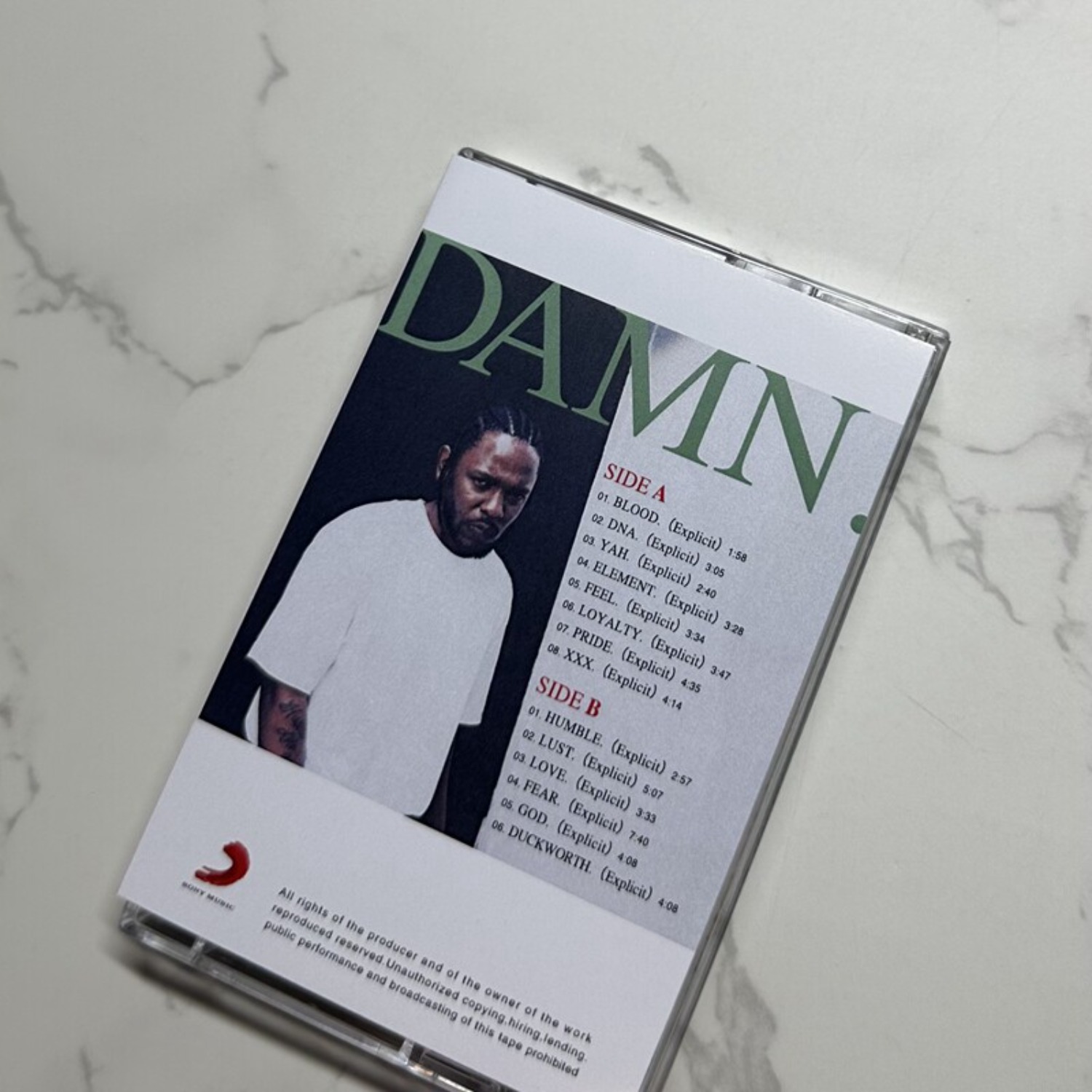 Kendrick Lamar DAMN. Conscious - Vintage Collectible & Vintage Dolls reseña y precio