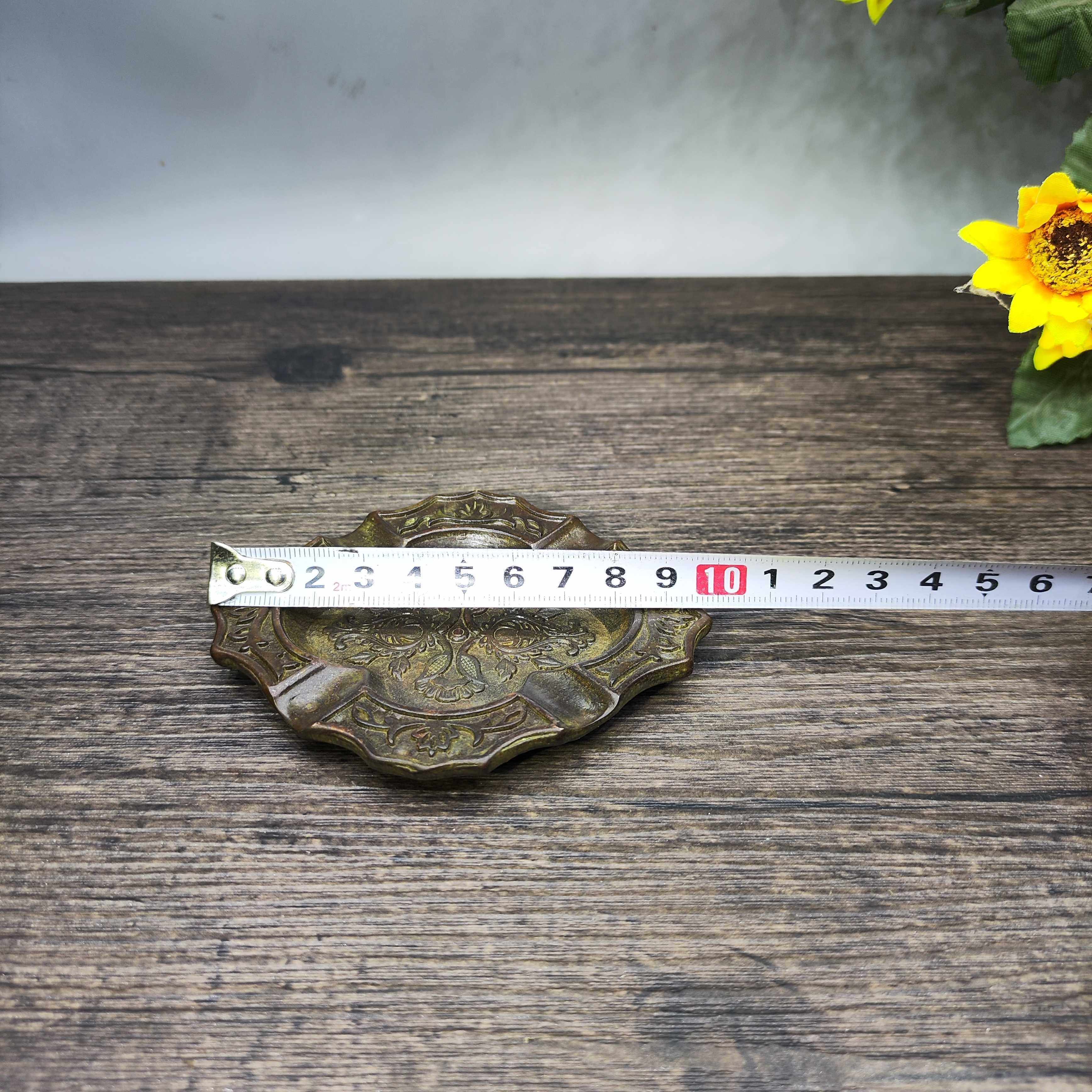 Vintage Brass Flower Rich Patt - Vintage Collectible Ashtrays reseña y precio