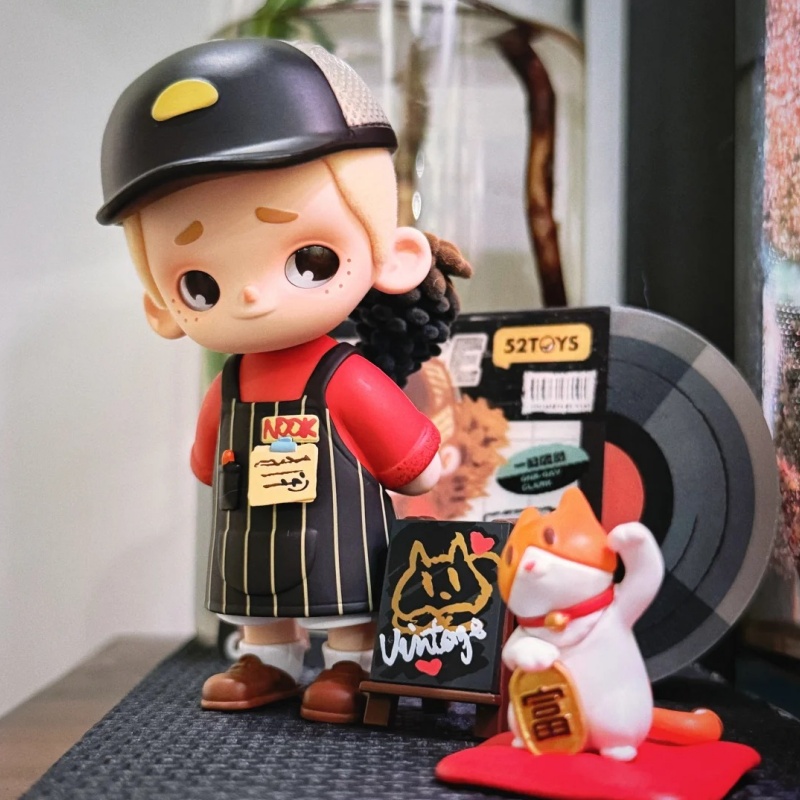 52toys Nook In Vintage Store S - Vintage And Collectible Stores reseña y precio
