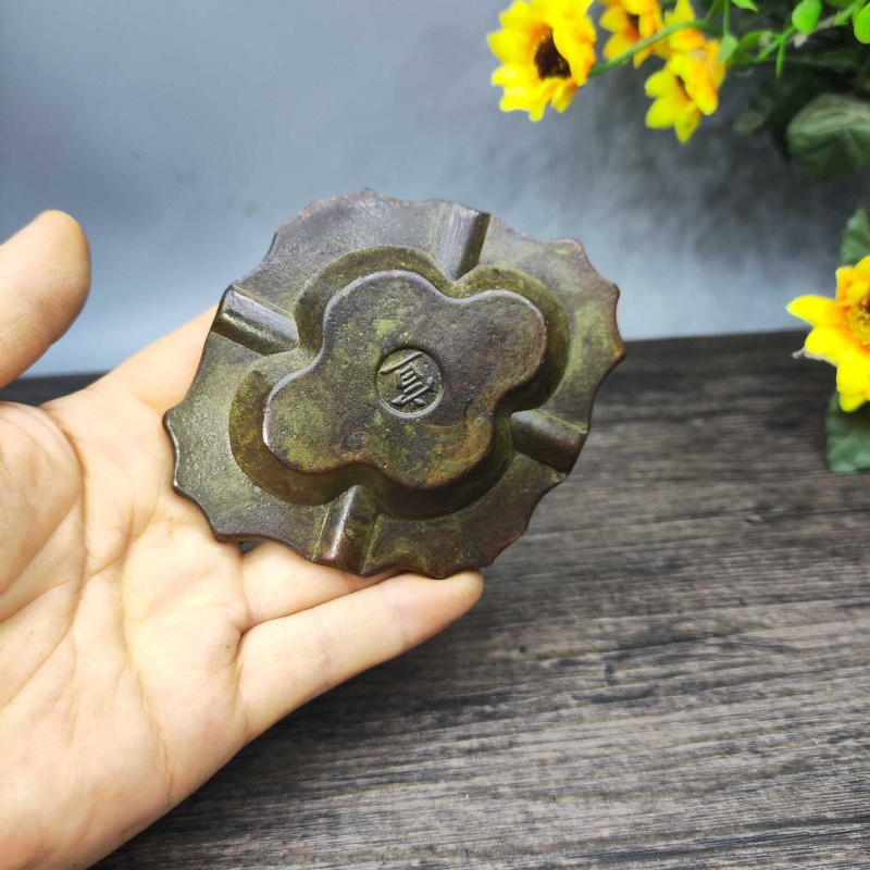 Antique collection, vintage -p - Vintage Collectible Ashtrays reseña y precio