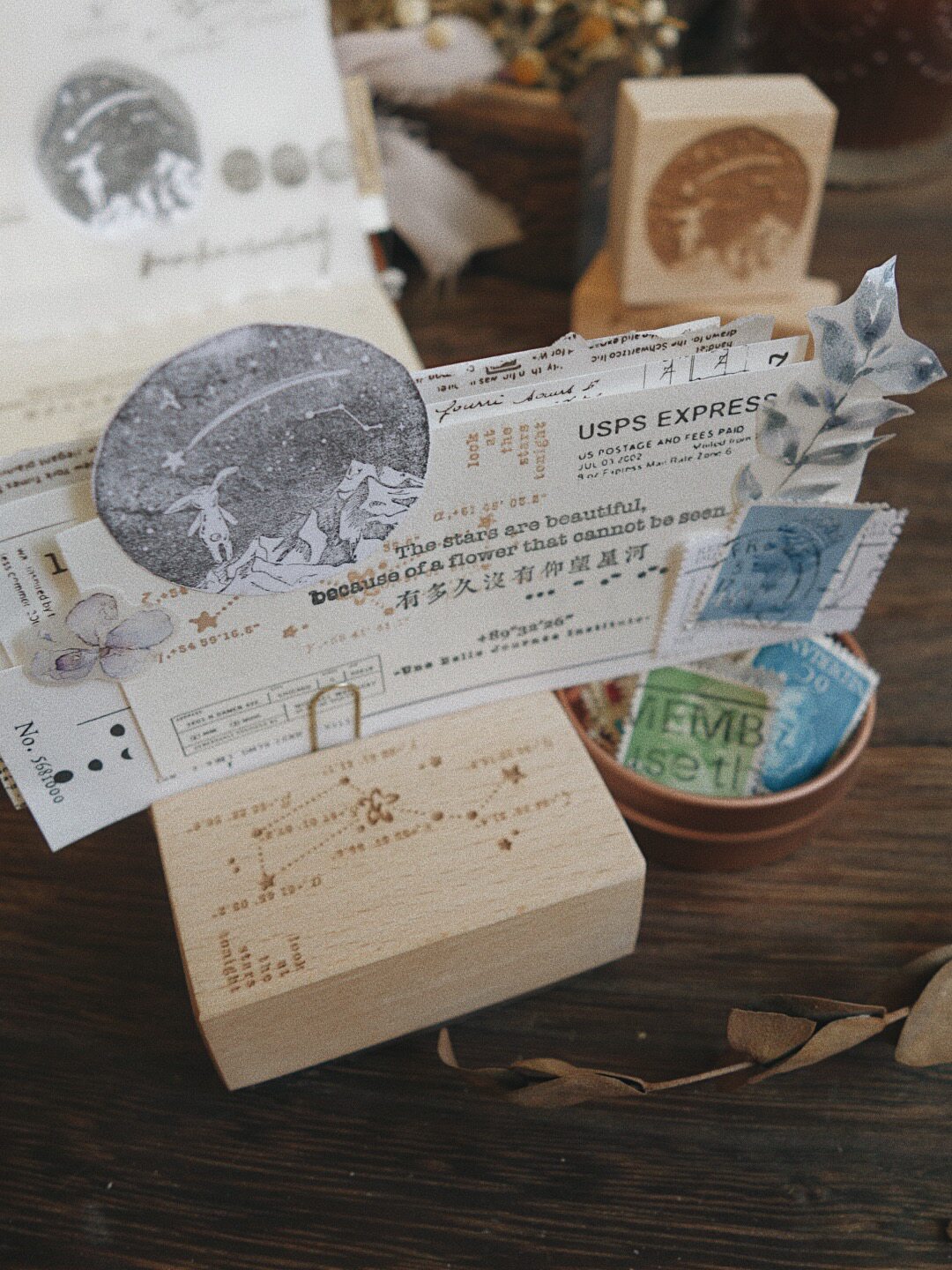 Sissi Studio Vintage Looking U - Vintage Collectible Stamps reseña y precio