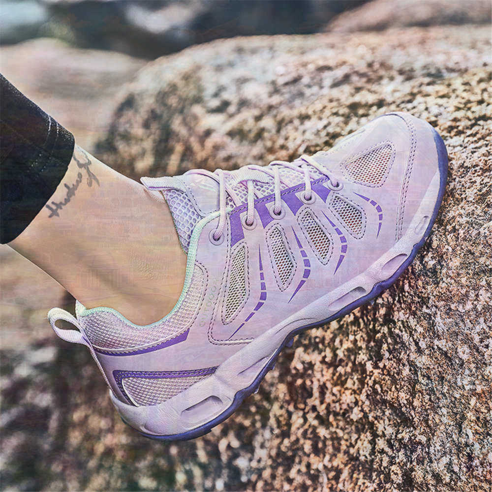 Sumer Round Tip Silver Sneaker - Vintage And Collectible Stores reseña y precio